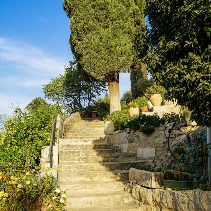 Outdoor terrace seating suitable for families in Brighton